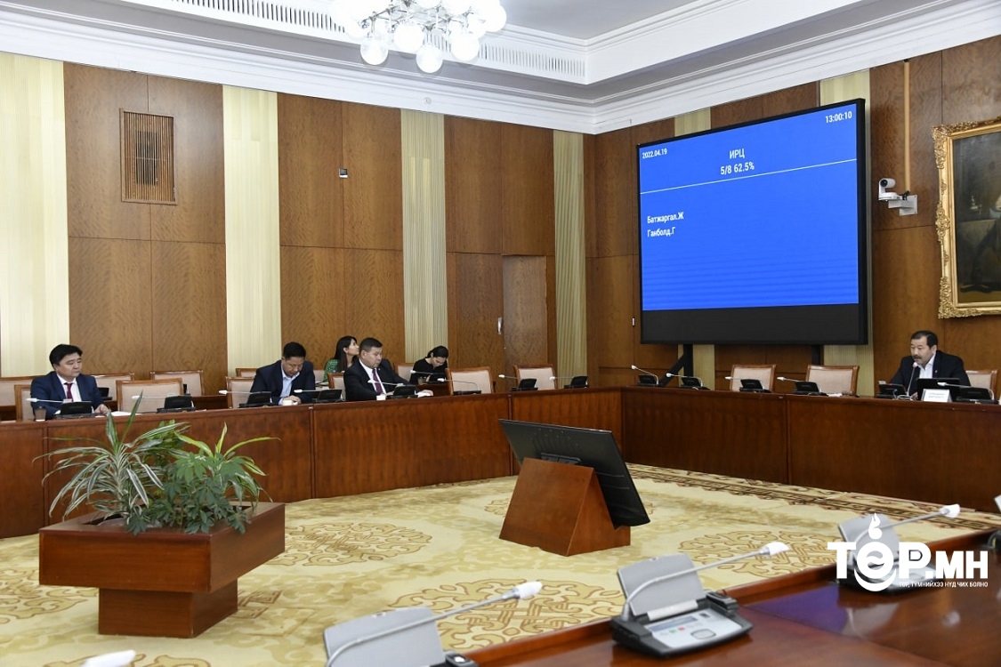 Жижиг, дунд үйлдвэрлэлийн дэд хороо Ажлын хэсгийн мэдээлэл сонслоо