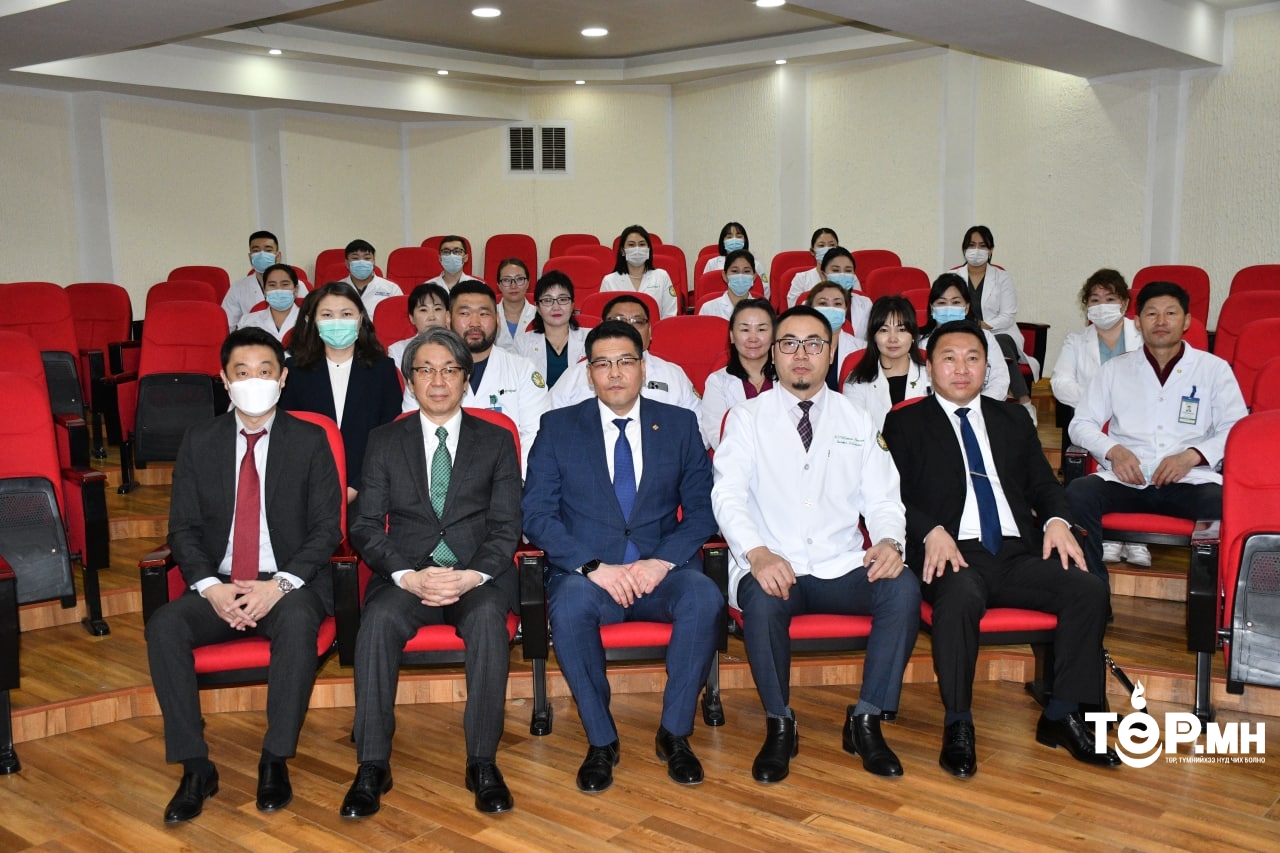 Япон улсын Засгийн газраас ГССҮТ-д шаардлагатай эмнэлгийн тоног төхөөрөмжийг гардууллаа