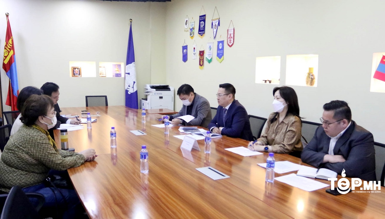 Иргэд газартай холбоотой асуудлаа шийдвэрлүүлэхээр боллоо