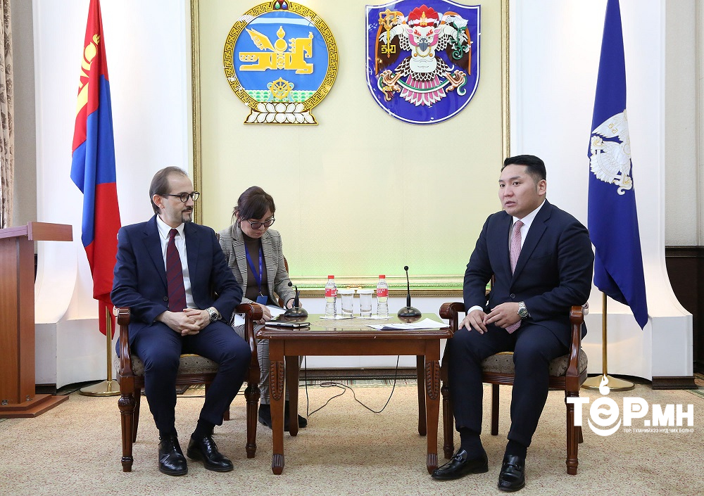 Шилжин суурьшигчдад зориулсан мэдээллийн төв байгуулахад хамтран ажиллана