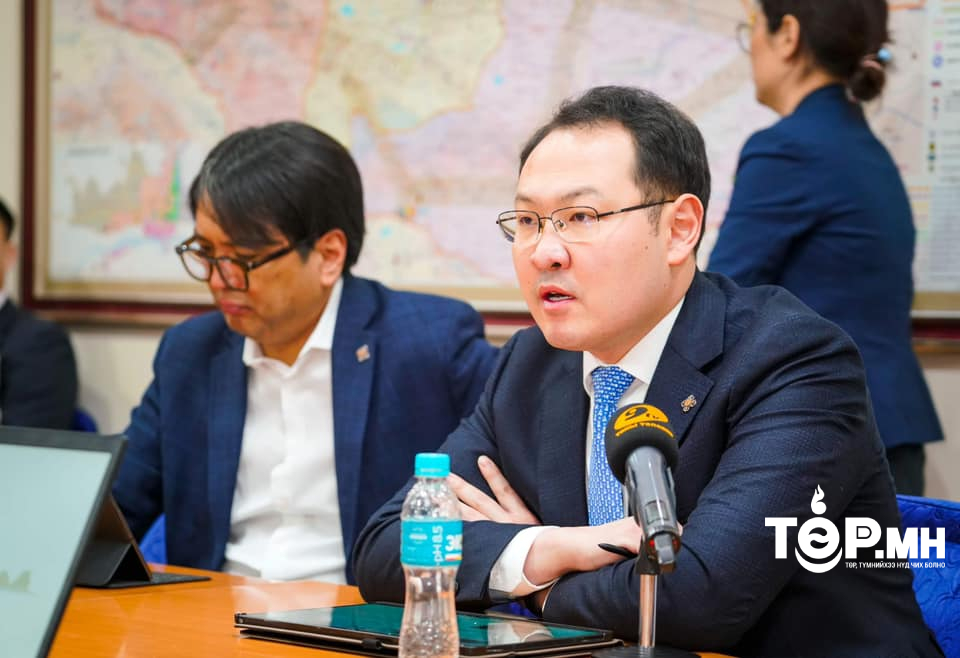 "Засгийн газар эдийн засгийн ЭЕРЭГ үзүүлэлтийг ашиглаж, иргэдийн нуруун дээрх "ачаа"-г авах хэрэгтэй байна"