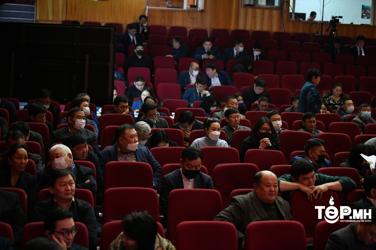 Хөгжлийн банкны ШҮҮХ ХУРАЛ: Зарим өмгөөлөгч шүүх хурлыг хойшлуулах санал гаргав