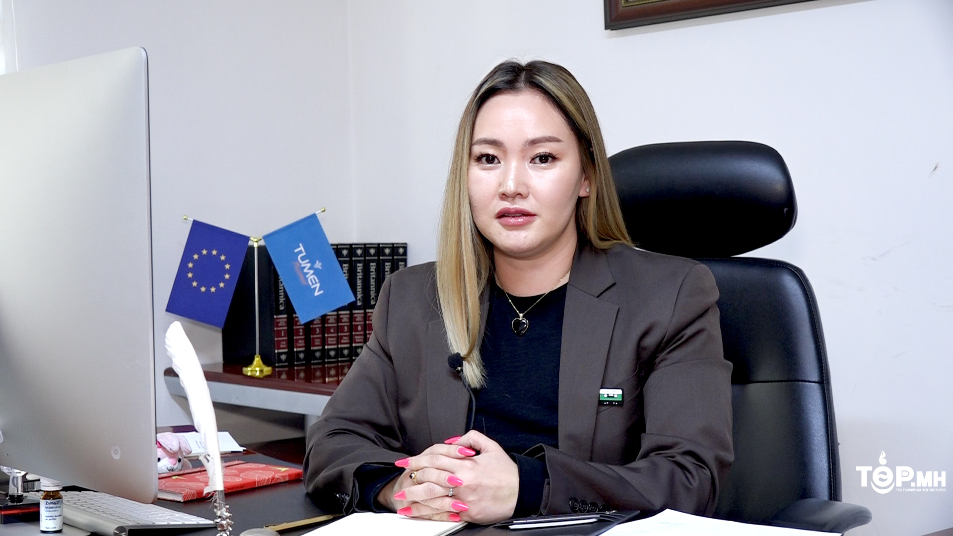 АМЖИЛТЫН ТҮҮХ: Гарааны бизнесээ амжилттай эхлүүлж, шинийг эрэлхийлж буй Т.Цацрал бүсгүй