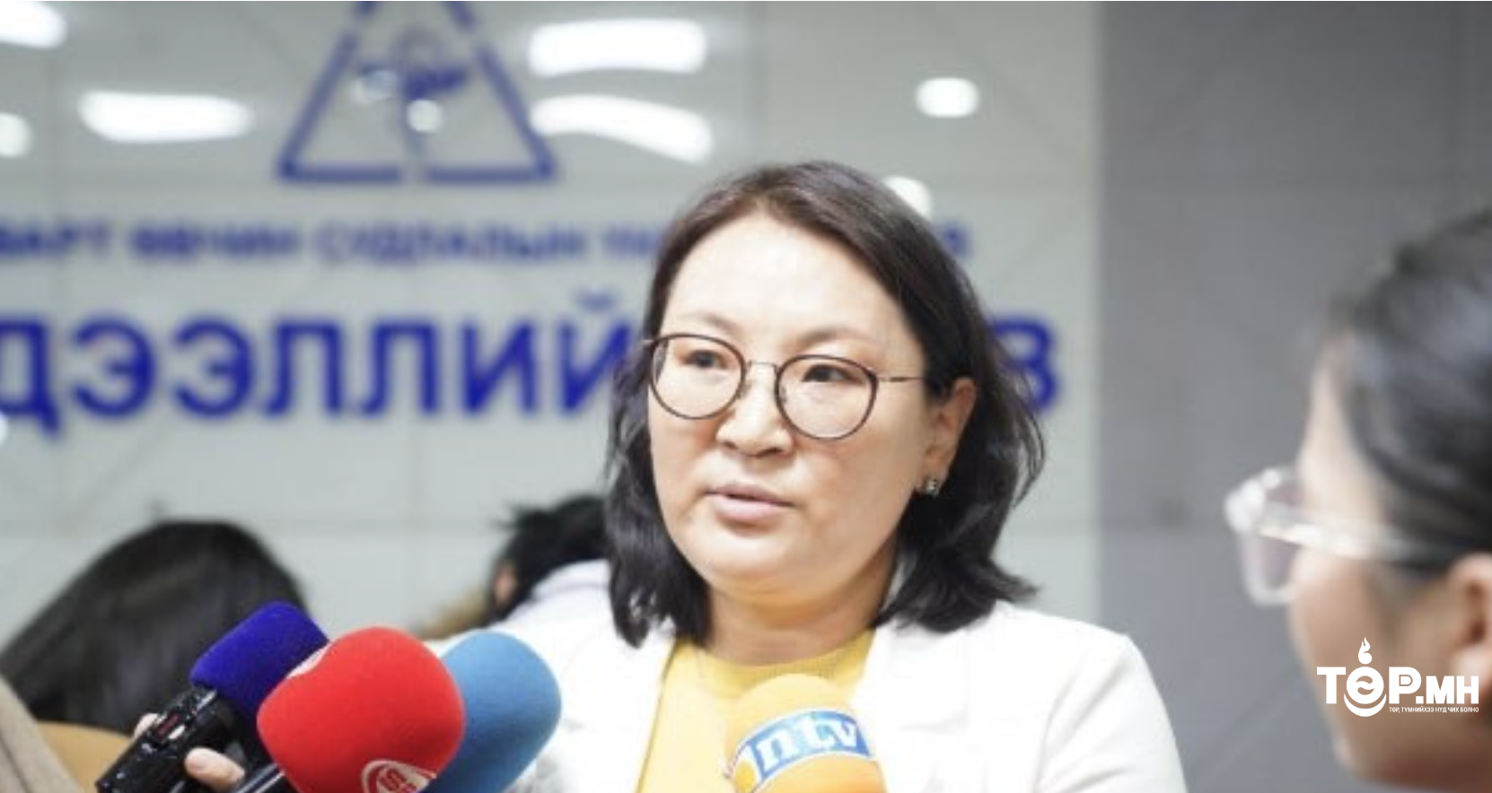 ХӨСҮТ-ийн эмч нар Ж.Байгалмааг солихыг шаардаж ноцтой баримт дэлгэлээ