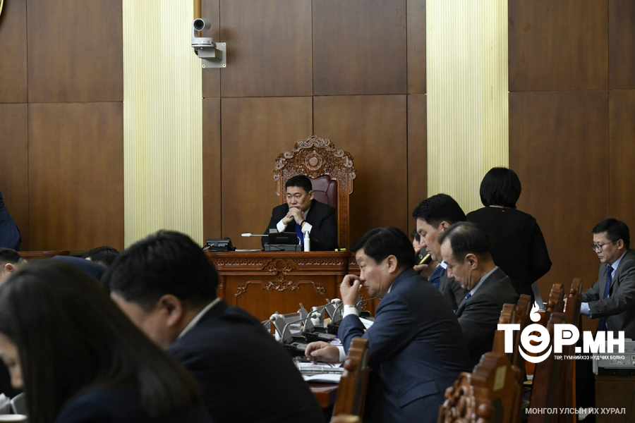 Үндэсний баялгийн сангийн тухай хуулийн төслийг хэлэлцэж эхэллээ