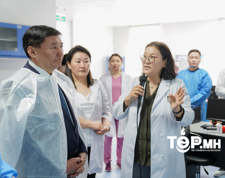 Эрүүл мэндийн сайд С.Чинзориг ХӨСҮТ-д ажиллалаа