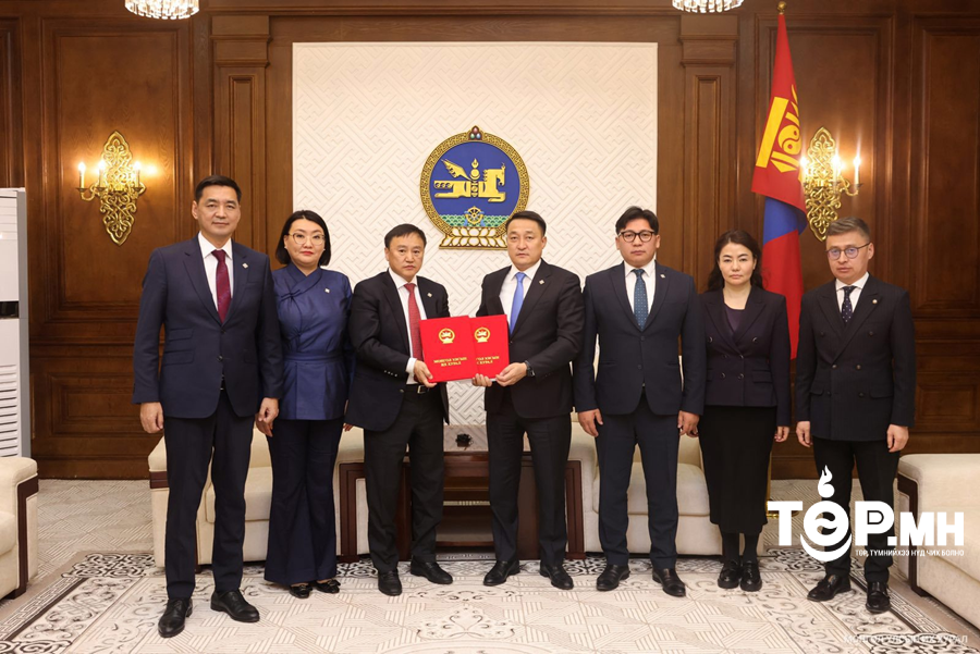 Цусны донорын тухай хуулийн төсөл өргөн мэдүүлэв