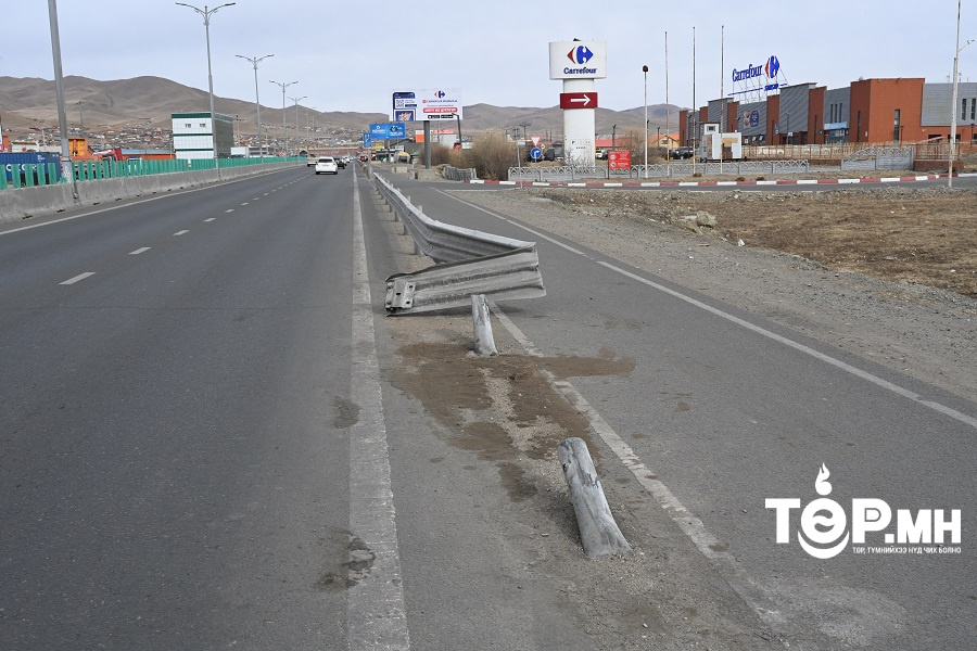 Нийслэлийн гол болон туслах гудамж замуудад эвдэрсэн 3000 метр хайс, тоноглолыг засна