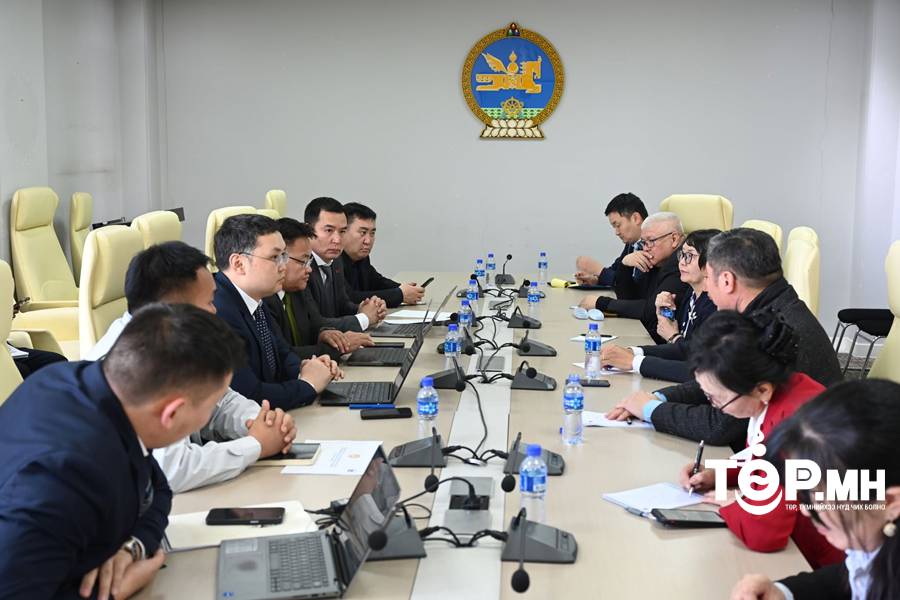 АТГ-ын дэргэдэх Олон нийтийн зөвлөлийн гишүүд нийслэлийн авлигын эсрэг хууль тогтоомжийн хэрэгжилттэй танилцлаа