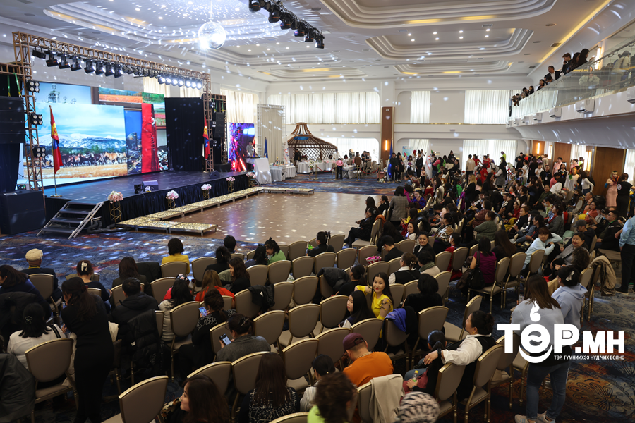 Баянгол дүүргийн үйлчилгээ эрхлэгчдийн дунд “Flower face Bayangol” тэмцээнийг зохион байгууллаа