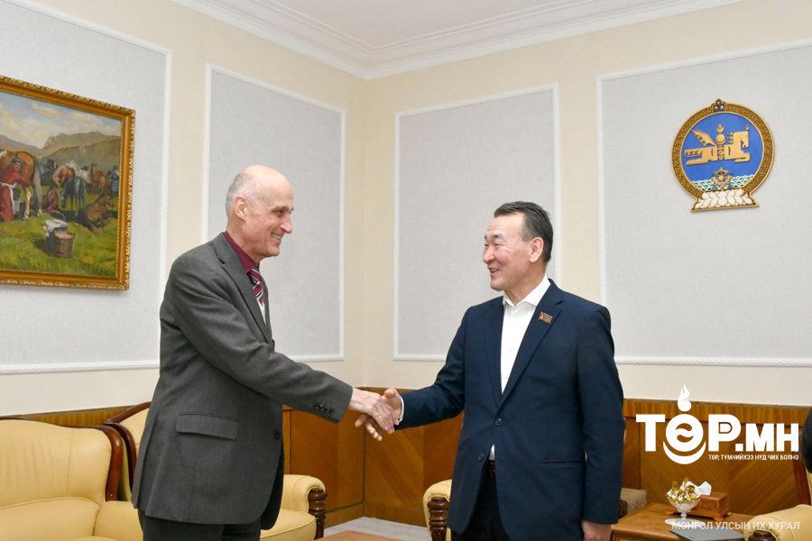 Аж үйлдвэржилтийн бодлогын байнгын хорооны дарга, гишүүд Германы Элчин сайд Хэльмут Кулитцтэй уулзав