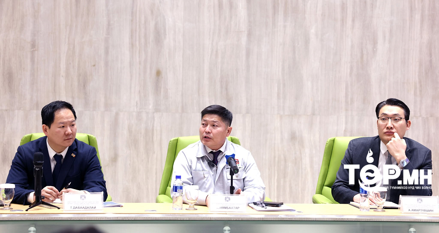 Дүүрэг, хороодын Засаг дарга нартай сар болгон уулзаж, санал солилцоно