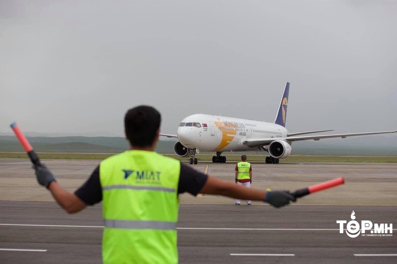 Пфайзер/БиоНТех вакцины ээлжит тунг хүлээн авлаа