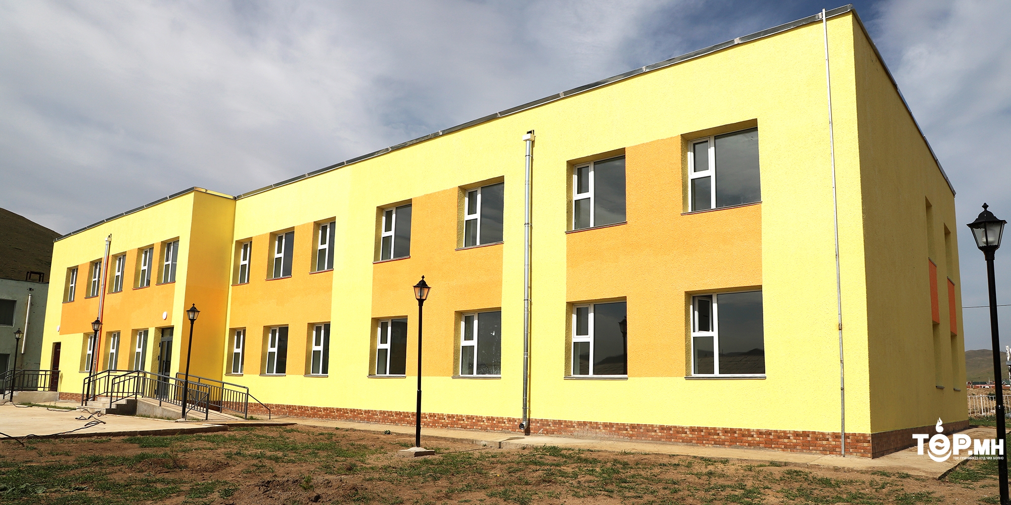 Жаргалант тосгонд 70 ортой дотуур байр ашиглалтад орлоо