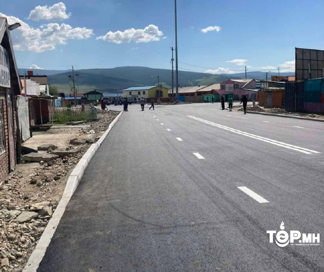 Улиастайн хуучин эцсээс Гачуурт хүртэлх замд хучилт хийлээ