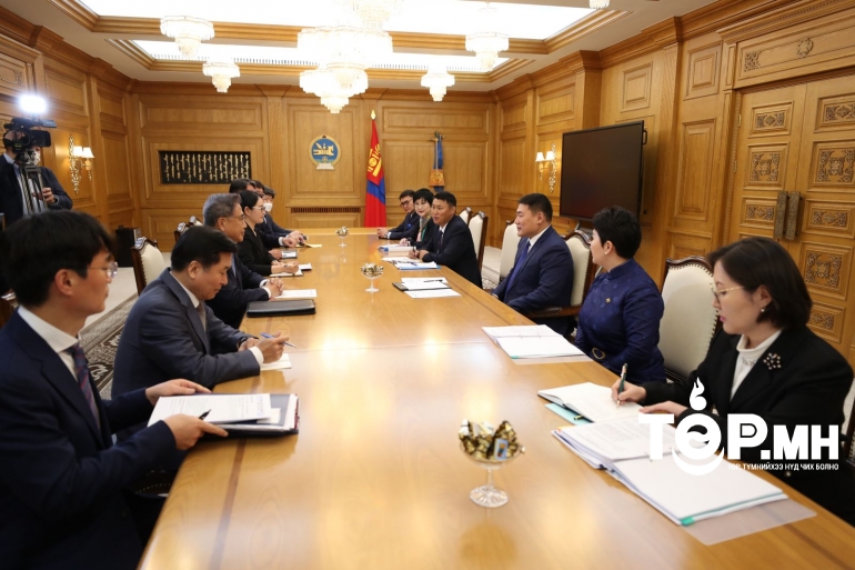 БНСУ-ын визийн нөхцөлийг хөнгөвчлөх, хэтдээ визгүй зорчих чиглэлд онцгой анхаарч хамтарсан Ажлын хэсэг гаргахаар тохиролцлоо