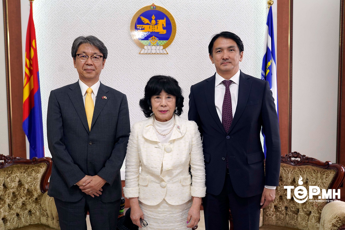 Япон улсаас Монгол улсад суугаа онц бөгөөд бүрэн эрхт элчин сайд Кобаяши Хироюкиг хүлээн авч уулзлаа