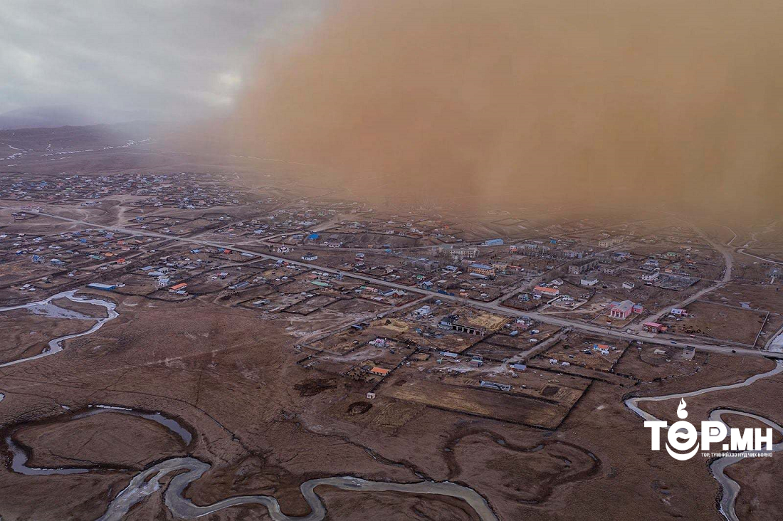 Хүчтэй шороон шуурганаар 19 өрхийн гэр нурсан байна