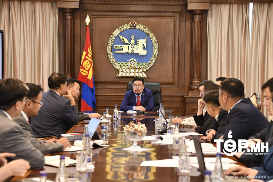 Эрүүл мэндийн даатгалын сангийн ирэх оны төсвийн төслийг танилцууллаа