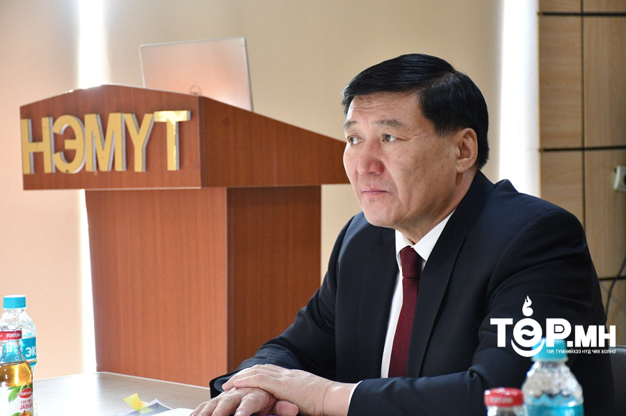 С.Чинзориг: Үндсэн хуульд эрүүл мэндээ хамгаалах нь иргэний журамт үүрэг мөн гэж заасныг ярих цаг нь болсон