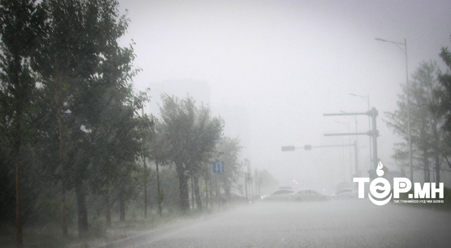 Улаанбаатар хотод үдээс хойш дуу цахилгаантай аадар бороо үргэлжлэн орно