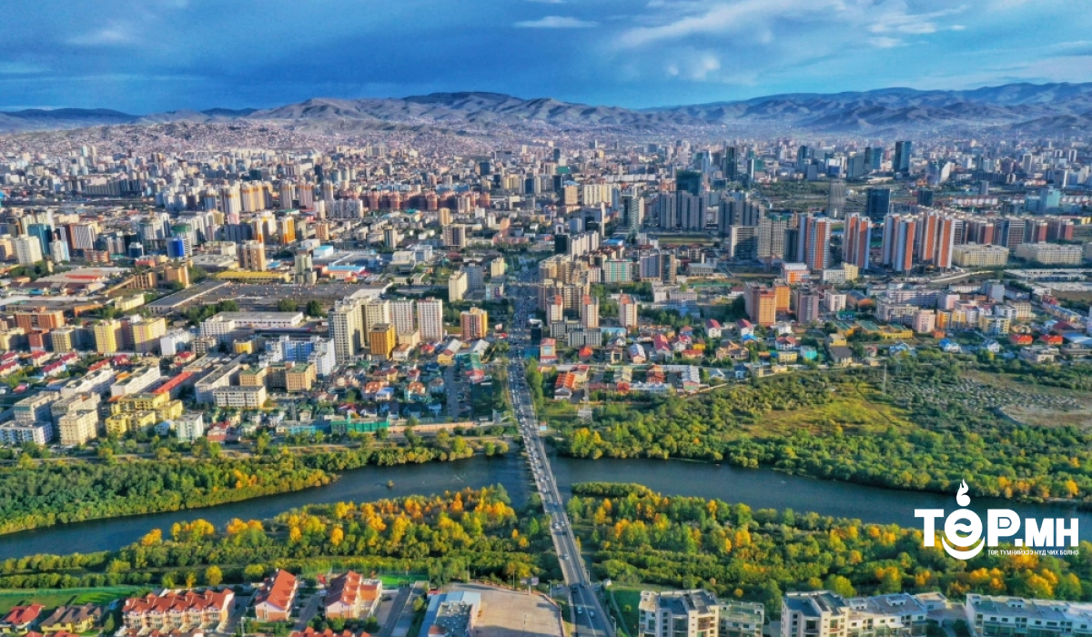 УЛААНБААТАР хот орчмоор: Үүлшинэ, оройдоо дуу цахилгаантай бага зэргийн аадар бороо орно.