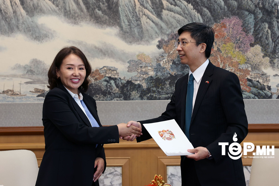 Бүтээн байгуулалтын төслүүдэд ажиллах мэргэжилтнүүдийг БНХАУ-д бэлтгэнэ