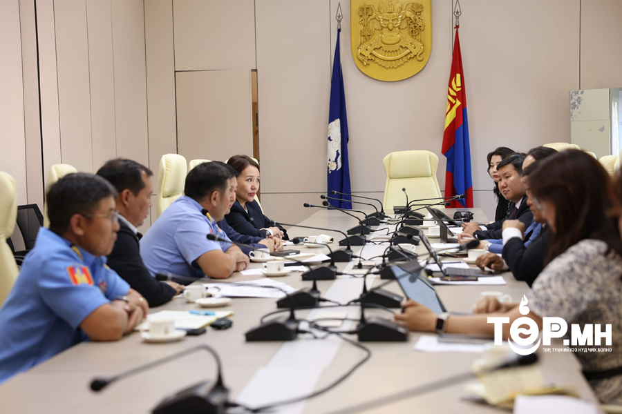 Нийслэлийн ногоон бүсэд тулгамдаж буй байгаль орчны асуудал хийгээд гарц шийдлийн талаар хэлэлцлээ