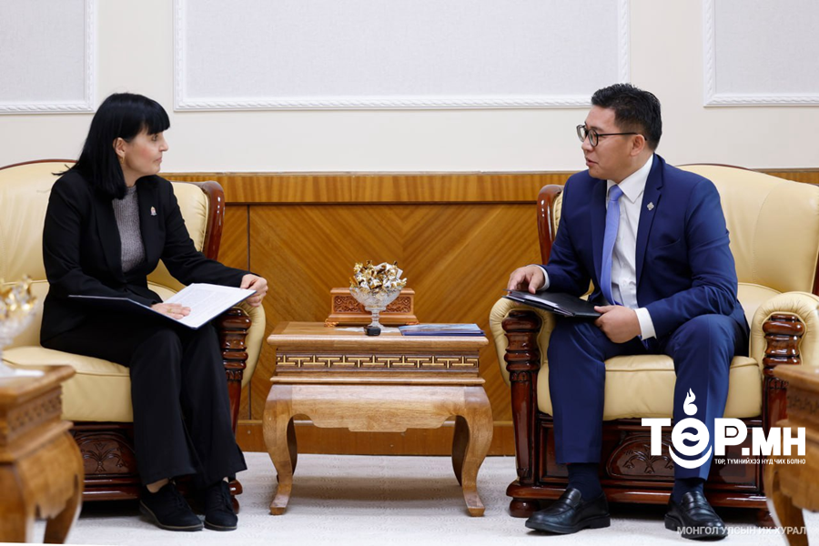 УИХ-ын гишүүн Н.Батсүмбэрэл Унгар Улсаас Монгол Улсад суугаа Элчин сайд ﻿Др.Обрущанский Борбалаг хүлээн авч уулзлаа