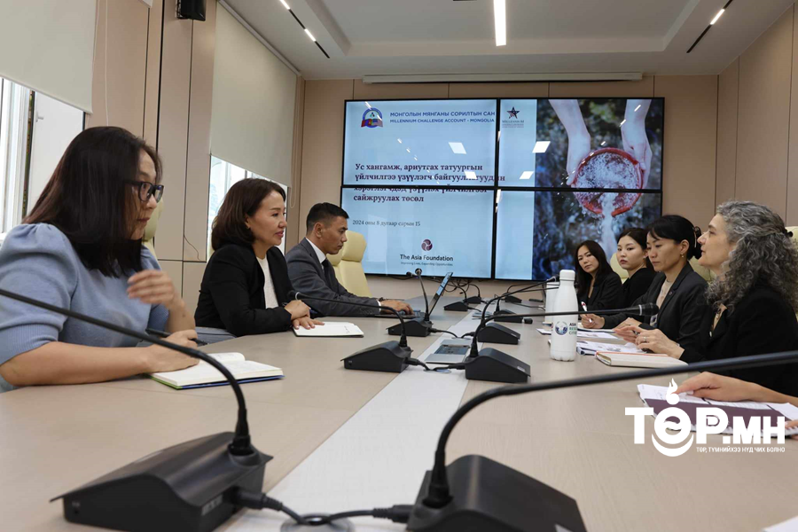 Нийслэлийн Засаг даргын орлогч Л.Хосбаяр Азийн сангийн Монгол дахь суурин төлөөлөгчийг хүлээн авч уулзлаа