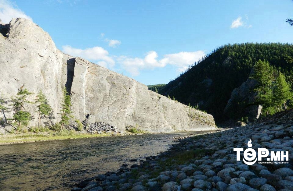 Хөвсгөл аймагт 3.7 магнитудын газар хөдөллөө