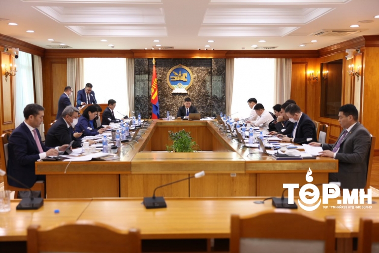 Сар шинийн баяраар төрийн золголт хийхгүй