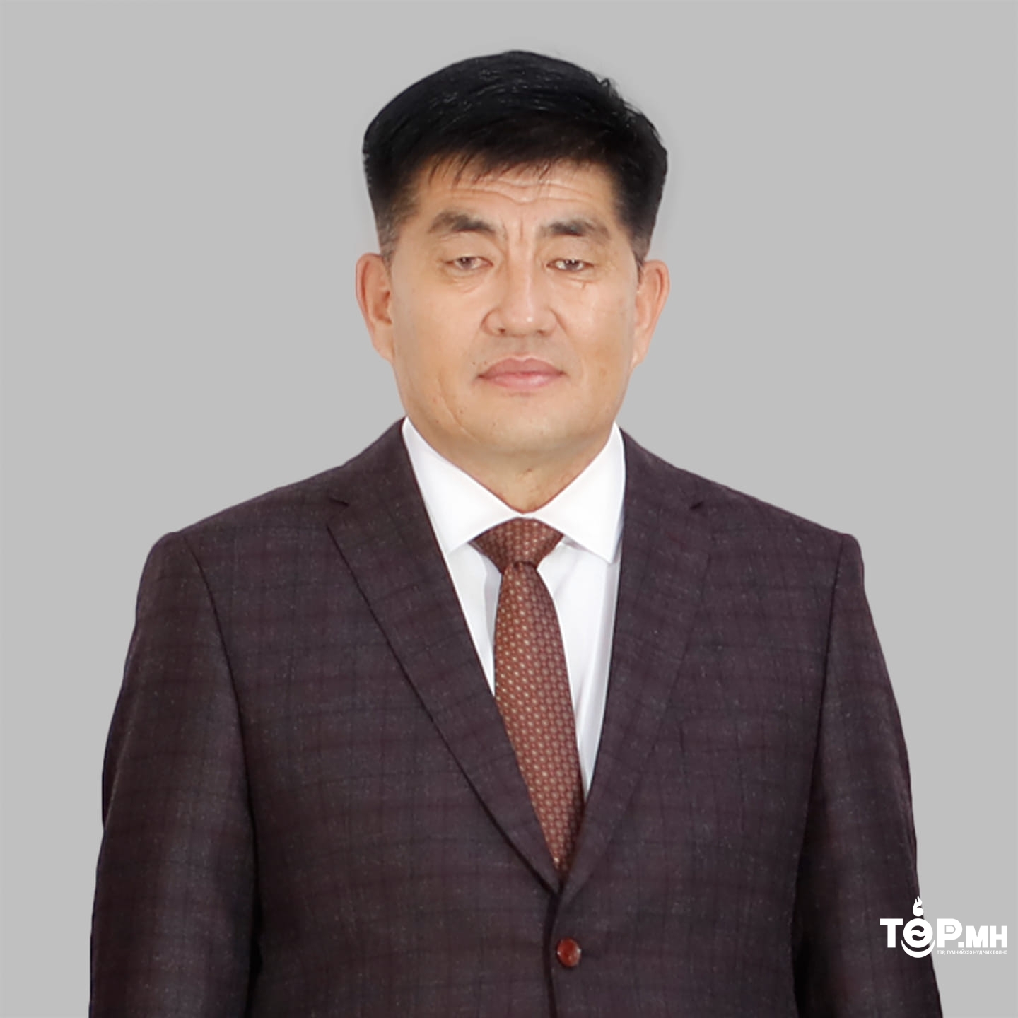 Өмнөговь аймгийн Ханбогд сумын засаг дарга Х.Нэхийтийн гэрээс 12 кг алт илрүүлжээ