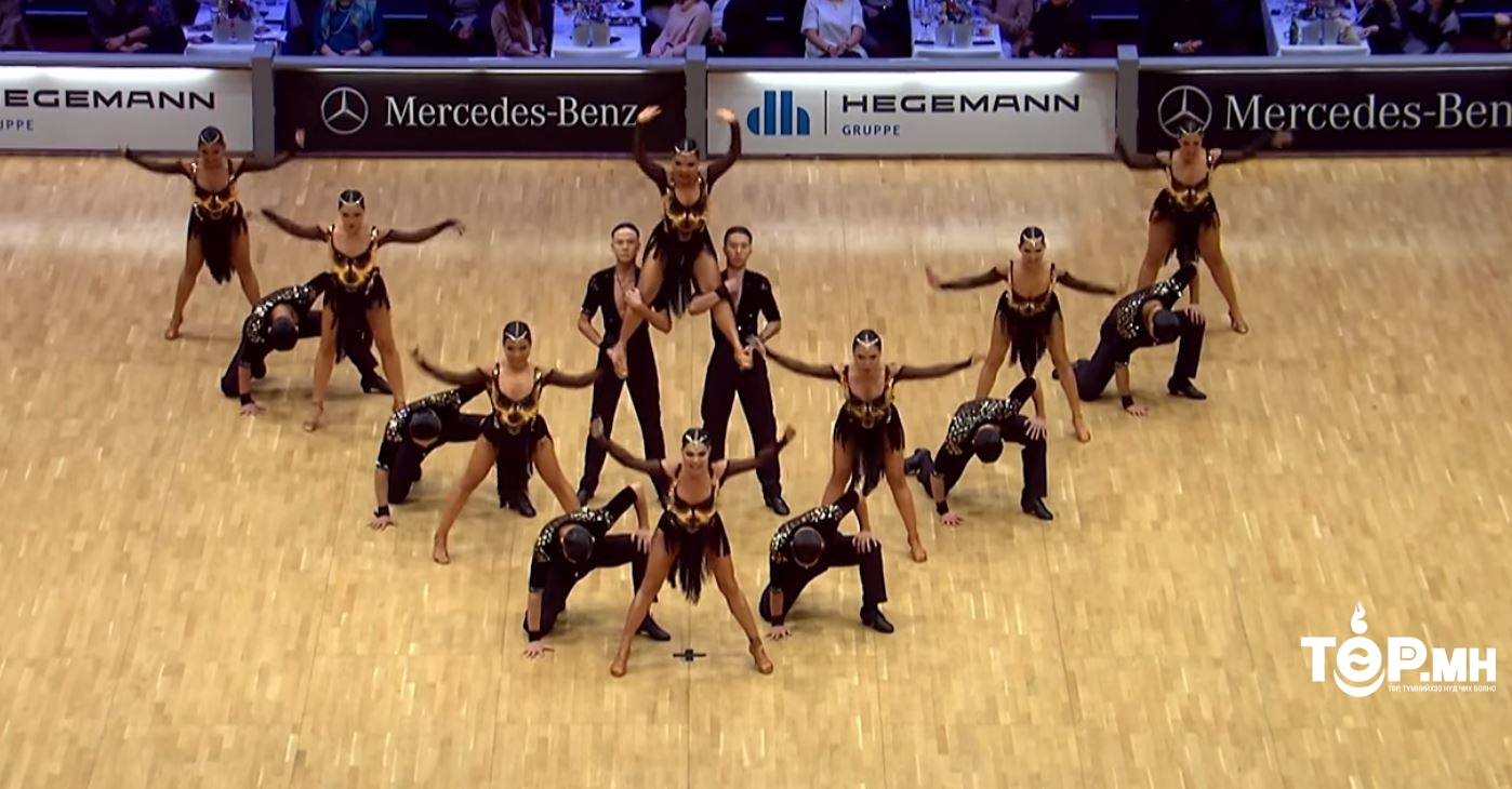 ​“Moon dance” хамтлаг Финалистийн цомыг 4 дэх удаагаа хүртлээ