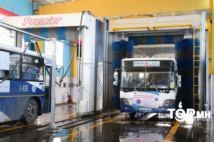 Төв талбайд шинэ оноо угтсан иргэдэд 18 чиглэлд нийтийн тээврээр ҮНЭГҮЙ үйлчилнэ