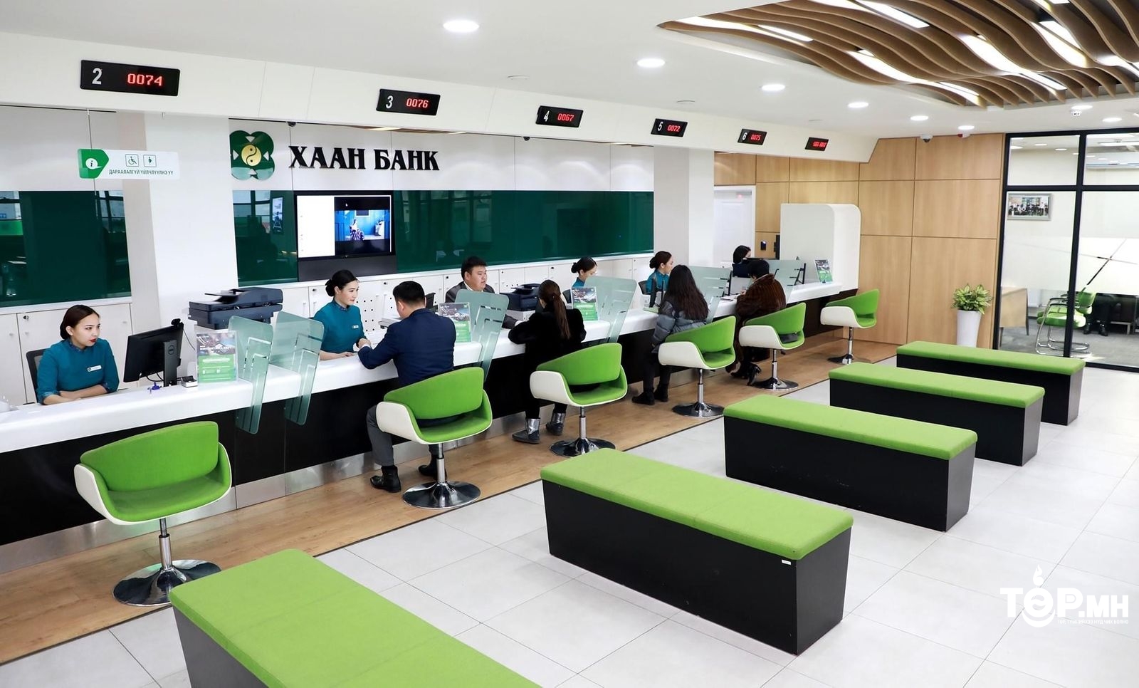 Хаан банкны ажилтан 360 сая төгрөг завшсан хэрэгт шалгагдаж байна