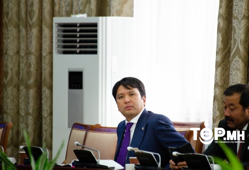 "ЭРҮҮЛ САРУУЛ гэсэн имидж бүрдүүлдэг хүн маань хэрэгт холбогдонгуутаа л ӨВДӨӨД, гадаад руу явчихлаа"