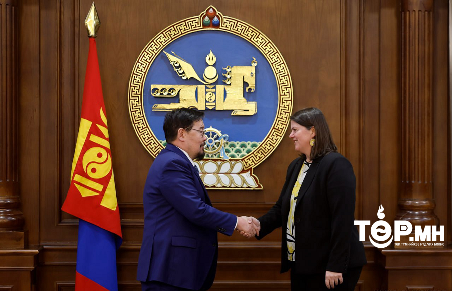 УИХ-ын дарга Г.Занданшатар Канад Улсаас Монгол Улсад суугаа Онц бөгөөд Бүрэн эрхт Элчин сайд Сандра Шуфани-г хүлээн авч уулзав
