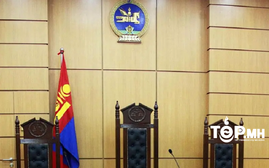 Баарны гадаа бусадтай маргалдаж, мэс, буу гаргаж танхайрсан этгээдүүдийг торгох ялаар шийтгэжээ