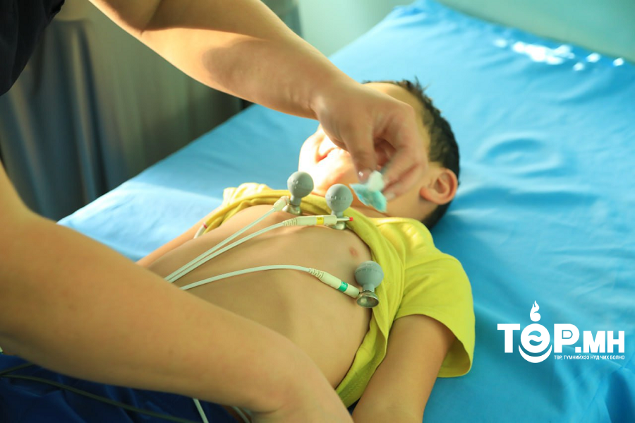 ОРХОН: Зургаан настнуудад зүрхний эмгэг илрүүлэх үзлэг зохион байгууллаа