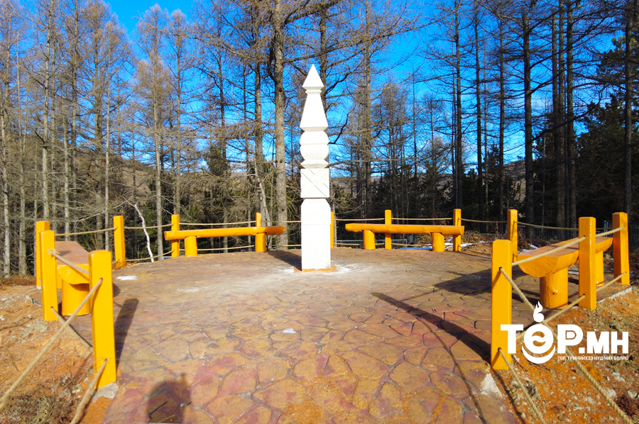 "Хүннүгийн язгууртны цогцолбор"-ыг тохижууллаа