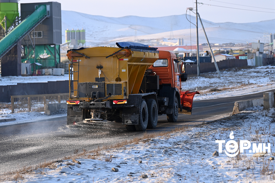 Л.Моломжамц: Цас орох мэдээллийг өмнөх өдөр нь нэгдсэн байдлаар авч, урьдчилан бэлддэг