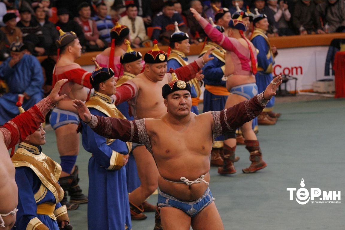 Битүүний өдрийн бөхийн барилдаан 14:00 цагт эхэлнэ