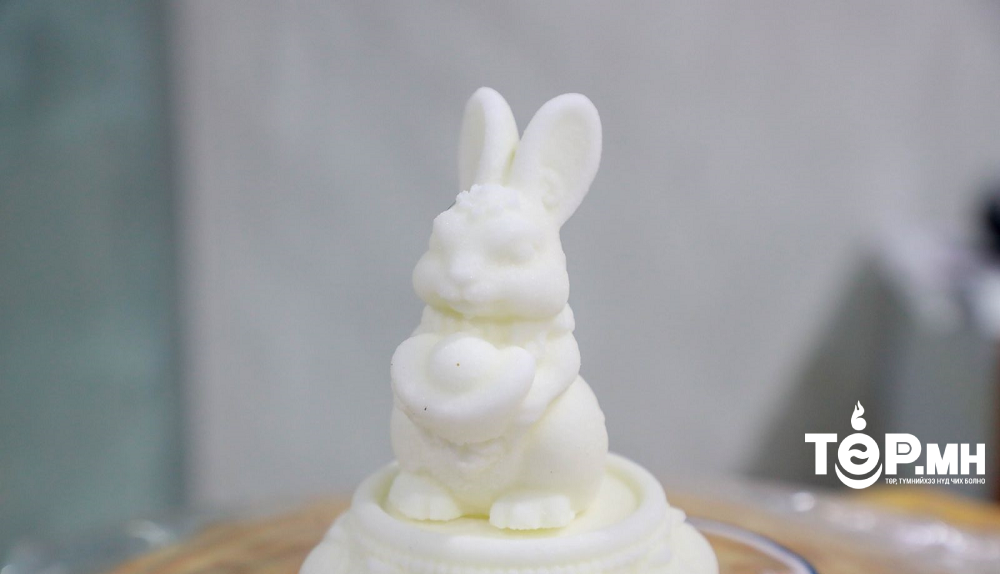 XVII жарны “Үзэсгэлэн болгогч” хэмээгч "УСАН ТУУЛАЙ" жилийн мөр гаргах зурхай ба суудлын засал