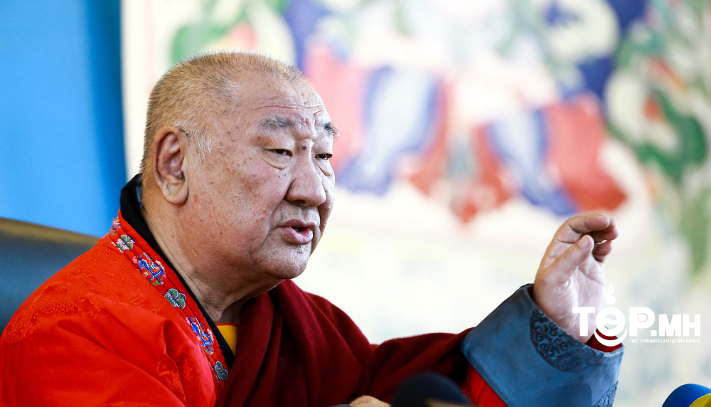 Д.Чойжамц: XVII жарны "Үзэсгэлэн болгогч" хэмээх харагчин /усан/ туулай жил төрсөн хүүхэд үзэсгэлэнтэй, ухаан төгөлдөр, буян хийгээд сайн үйлсэд хичээгч нэгэн болно"