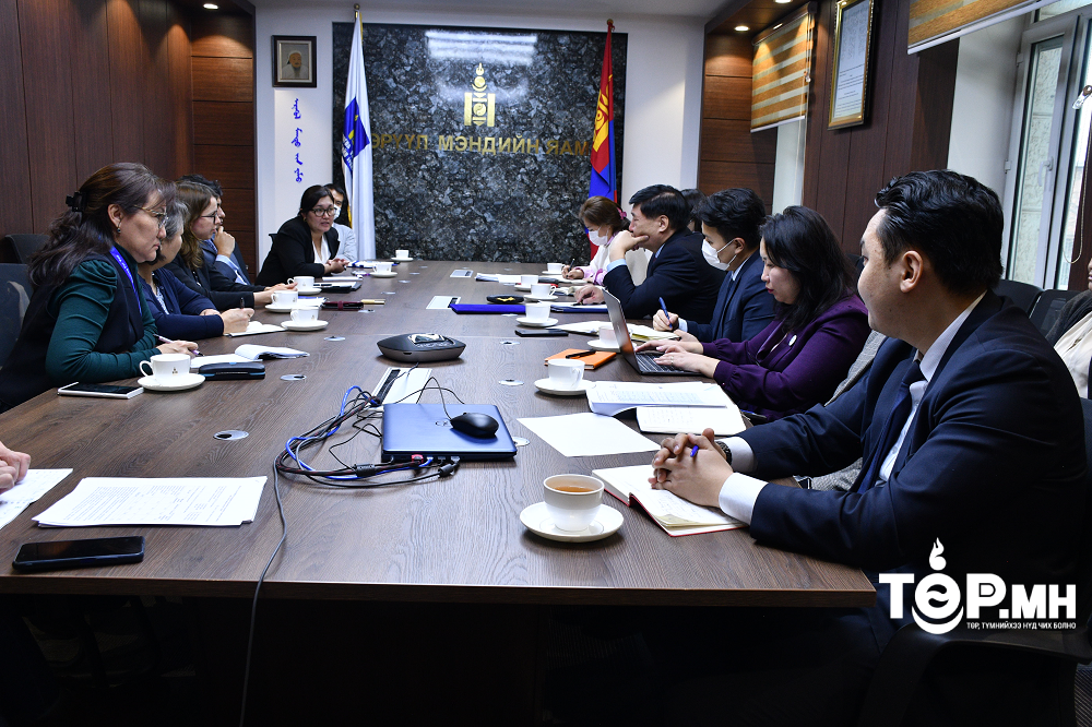 Төслийн үлдэгдэл санхүүжилтийг сумдын ЭМТ-ийн усан хангамжийг сайжруулахад зарцуулах саналыг тавилаа