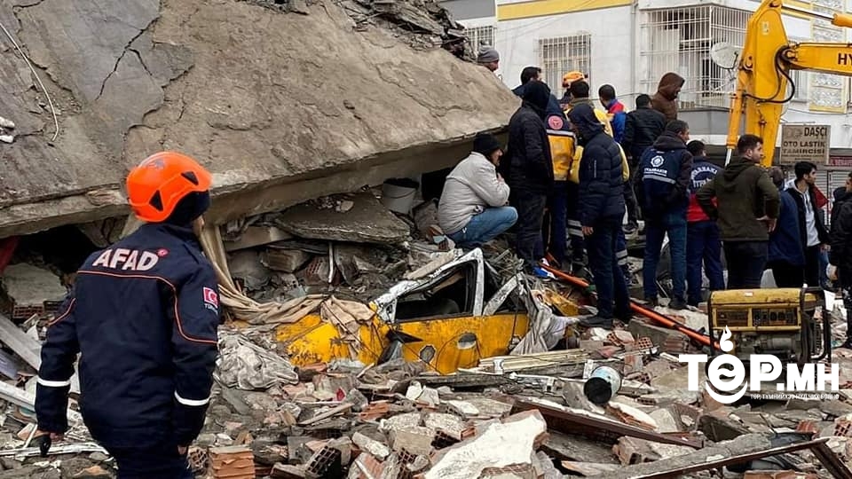 Турк улсад дахин газар хөдлөлт болж, 8 хүн амиа алджээ