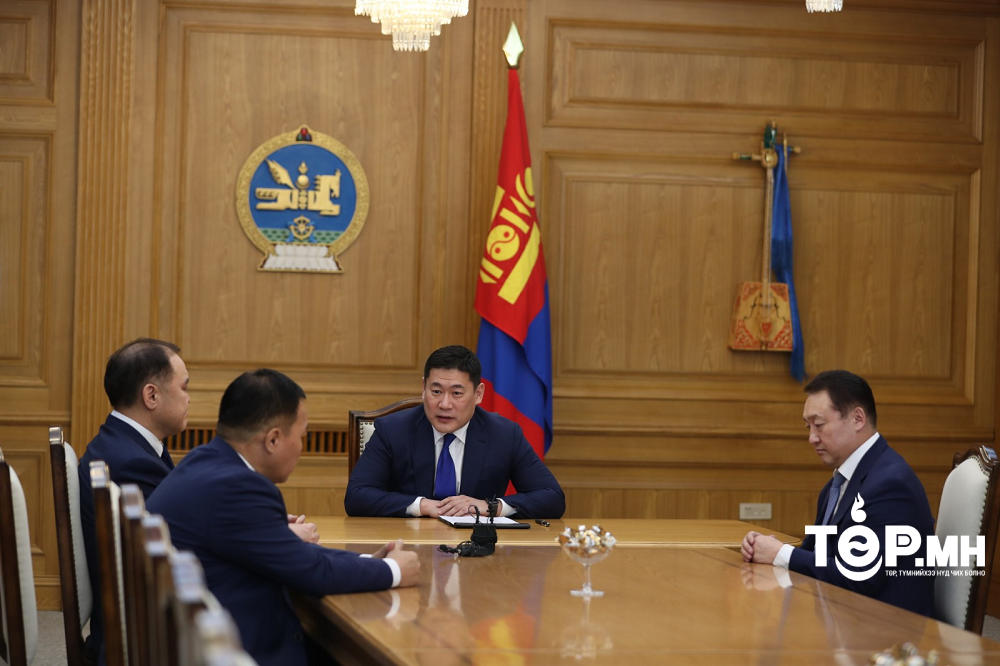 Парламентын засаглалыг бэхжүүлэх, авлигын эсрэг хийж буй Ерөнхий сайдын тэмцлийг дэмжихээ АН-ын дарга Л.Гантөмөр илэрхийллээ