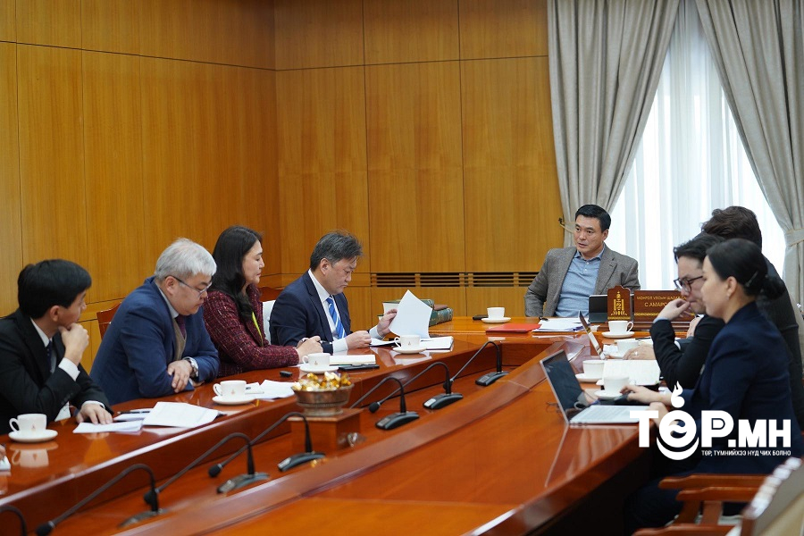 Малчдын банкны зээлийг зургаадугаар сар хүртэл хойшлуулахаар боллоо  