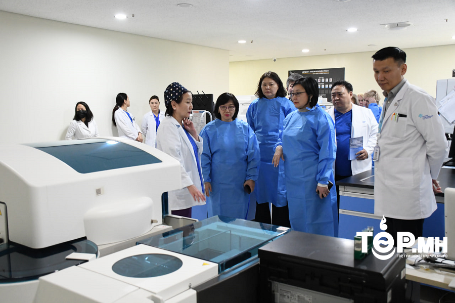 ОХУ-ын Буриад улсын эрүүлийг хамгаалахын сайд Е.Лудупова Монголд айлчилж байна